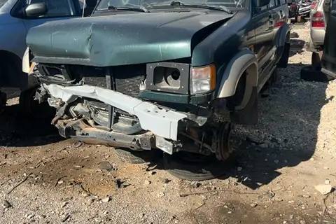 Photo of 1997 Isuzu Trooper