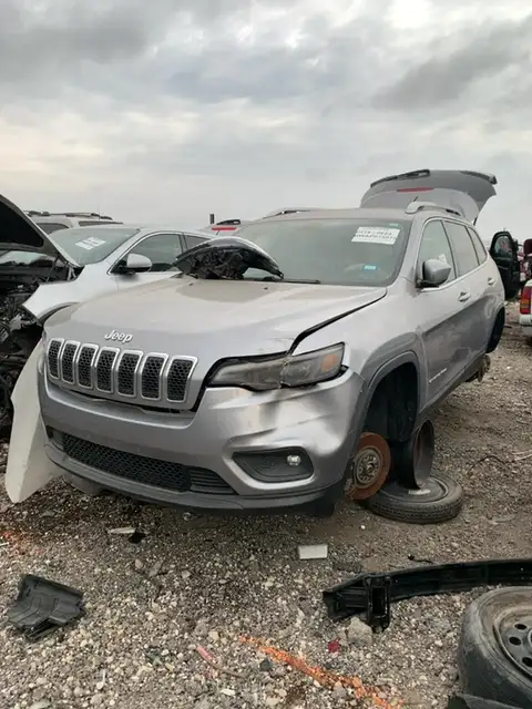 Photo of 2019 Jeep Cherokee