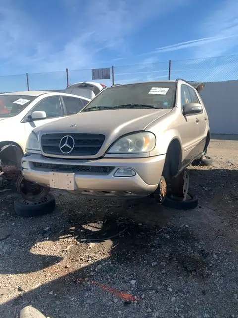 Photo of 2002 Mercedes-Benz M-Class