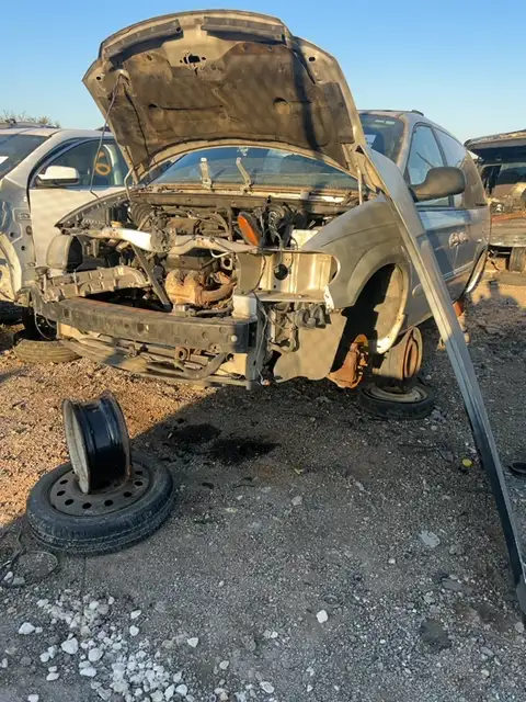 Photo of 2003 Dodge Caravan