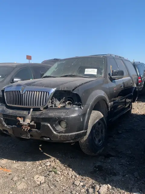 Photo of 2004 Lincoln Navigator