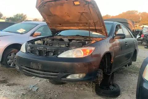 Photo of 2004 Toyota Camry