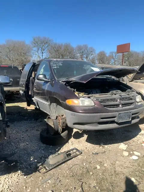 Photo of 1997 Dodge Caravan