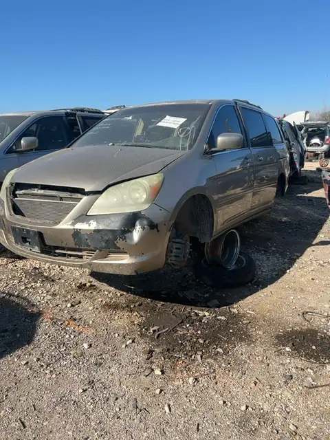 Photo of 2005 Honda Odyssey