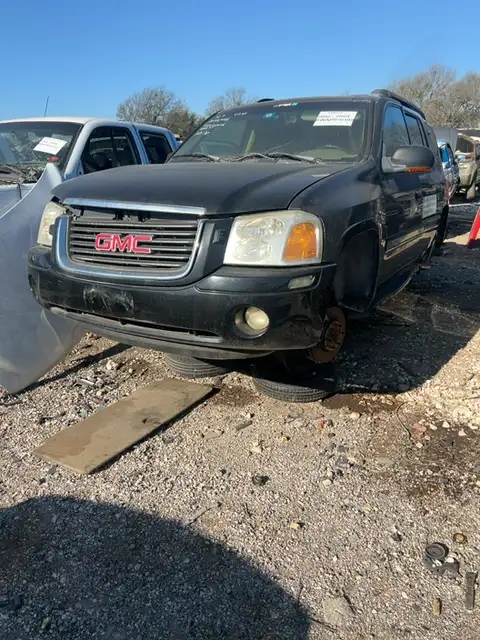 Photo of 2002 Gmc Envoy