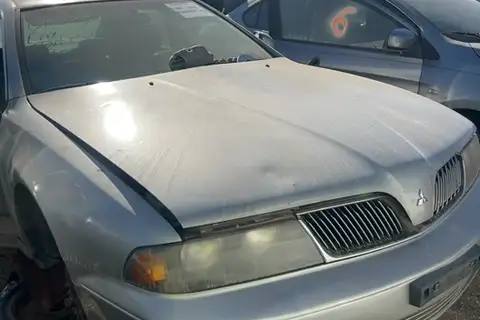Photo of 2002 Mitsubishi Diamante