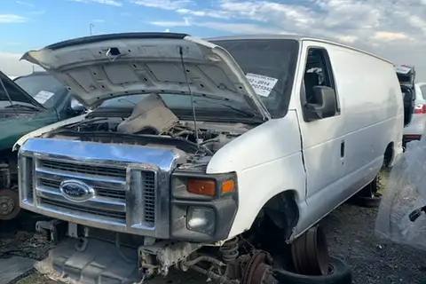 Photo of 2009 Ford Econoline