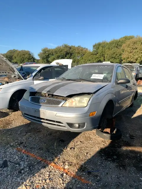 Photo of 2005 Ford Focus