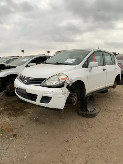 Photo of 2011 Nissan Versa