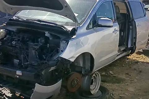 Photo of 2015 Kia Sedona