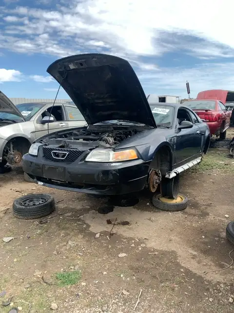 Photo of 2001 Ford Mustang