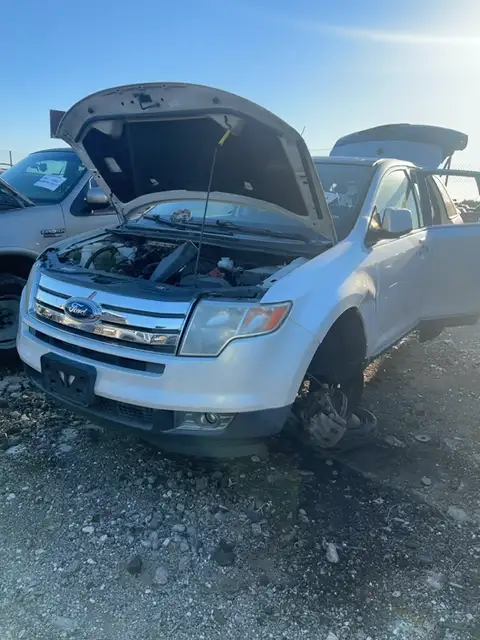 Photo of 2010 Ford Edge
