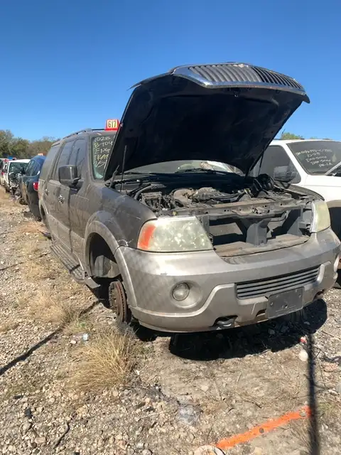Photo of 2003 Lincoln Navigator