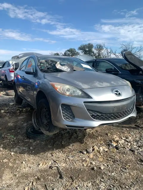 Photo of 2013 Mazda Mazda3