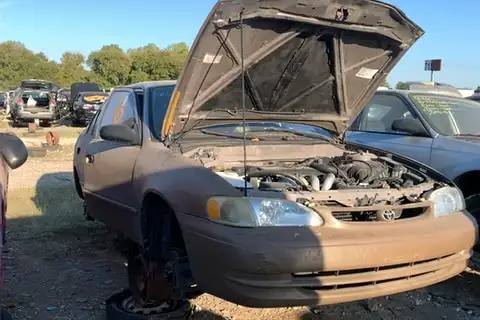 Photo of 1999 Toyota Corolla