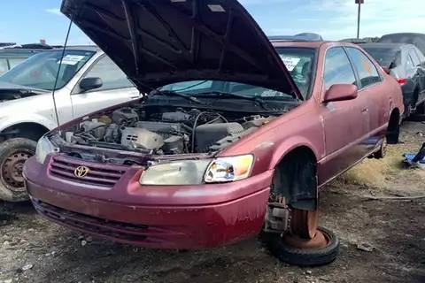 Photo of 1998 Toyota Camry