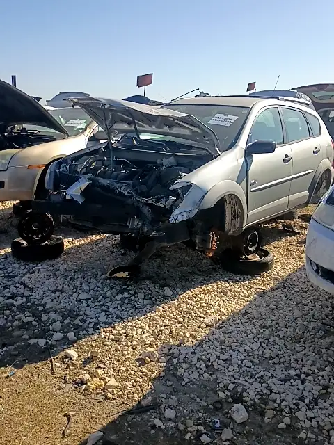 Photo of 2003 Pontiac Vibe