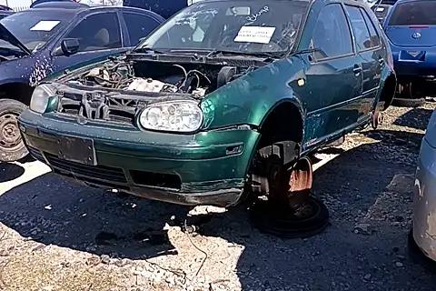 Photo of 2000 Volkswagen Golf