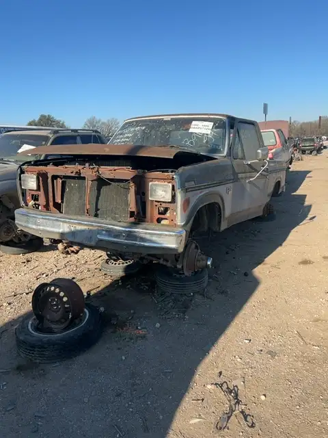 Photo of 1985 Ford F-250