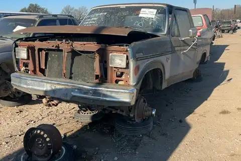Photo of 1985 Ford F-250