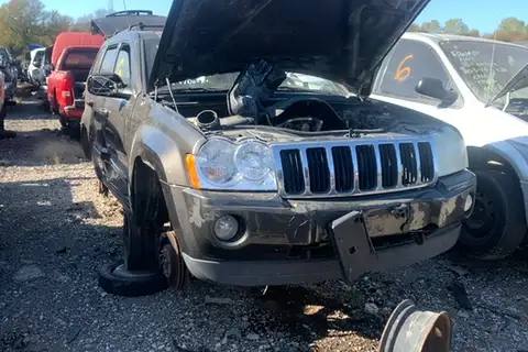 Photo of 2005 Jeep Grand Cherokee