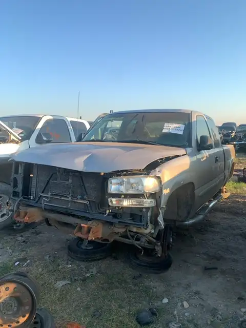 Photo of 2004 Gmc Sierra