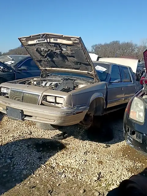 Photo of 1993 Chrysler New Yorker