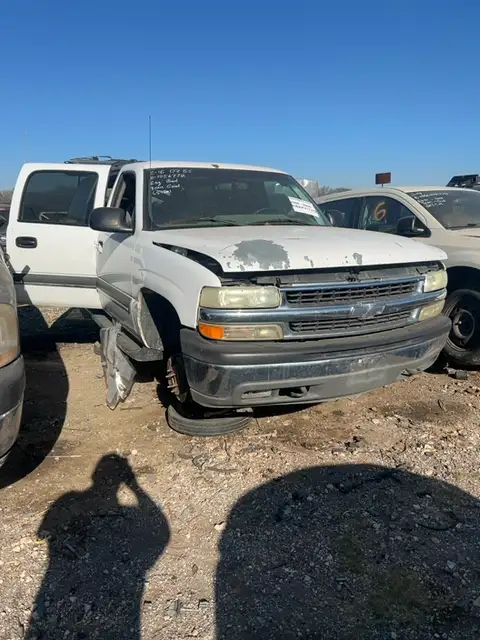 Photo of 2002 Chevrolet Suburban