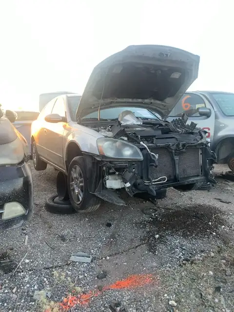 Photo of 2005 Nissan Altima