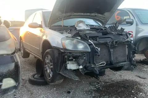 Photo of 2005 Nissan Altima