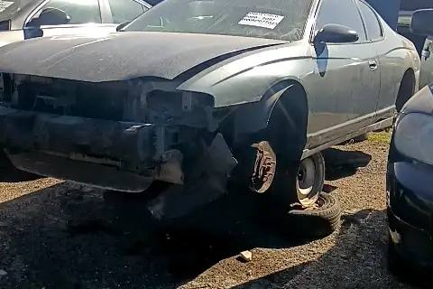 Photo of 2005 Chevrolet Monte Carlo