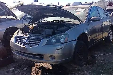 Photo of 2005 Nissan Altima