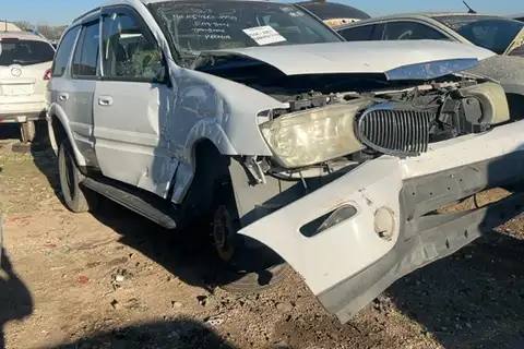 Photo of 2004 Buick Rainier