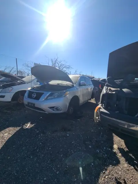 Photo of 2013 Nissan Pathfinder