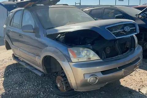 Photo of 2004 Kia Sorento