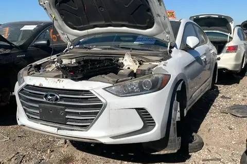 Photo of 2018 Hyundai Elantra