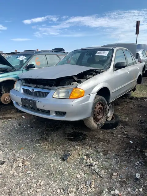 Photo of 2000 Mazda Protege