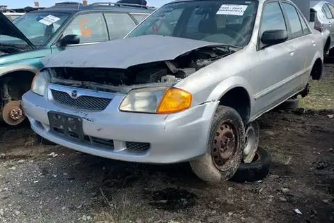 Photo of 2000 Mazda Protege