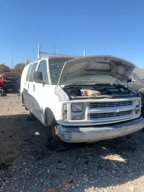 Photo of 2002 Chevrolet Express