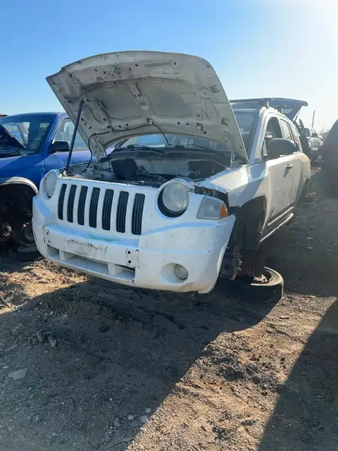 Photo of 2008 Jeep Compass