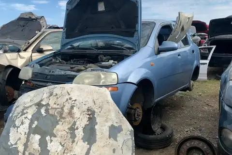 Photo of 2004 Chevrolet Aveo
