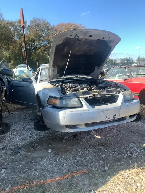 Photo of 2004 Ford Mustang