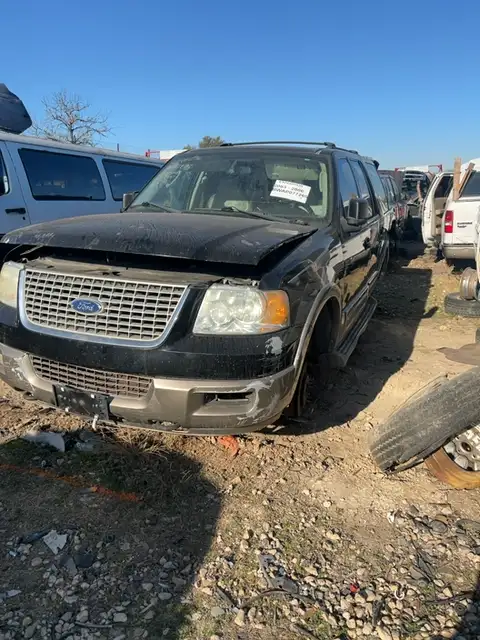 Photo of 2004 Ford Expedition