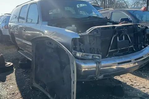 Photo of 2001 Chevrolet Suburban