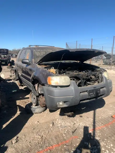Photo of 2003 Ford Escape
