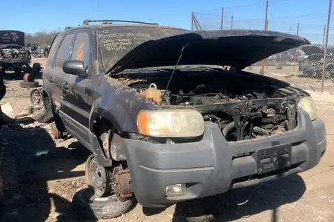 Photo of 2003 Ford Escape