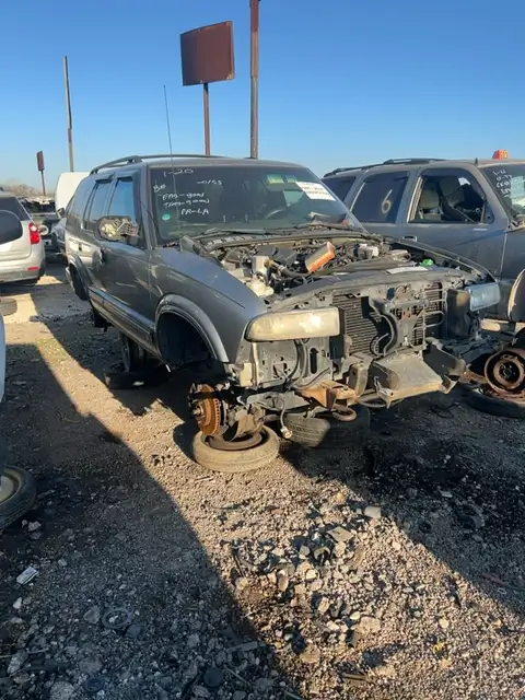 Photo of 2001 Chevrolet Blazer