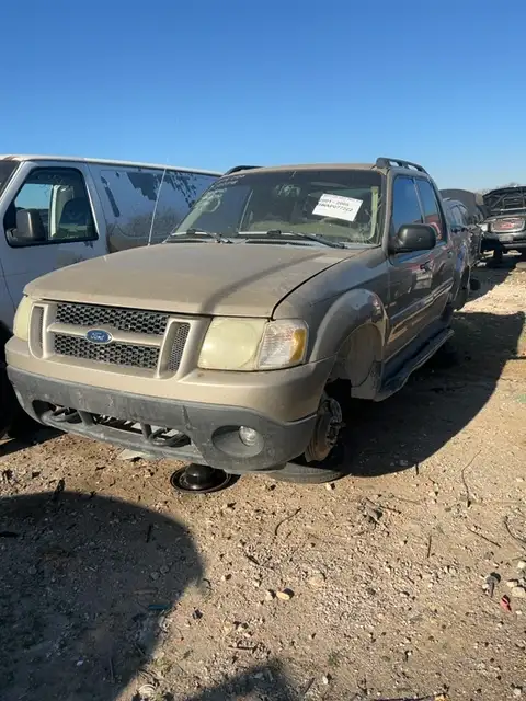 Photo of 2004 Ford Explorer Sport Trac
