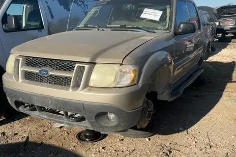 Photo of 2004 Ford Explorer Sport Trac