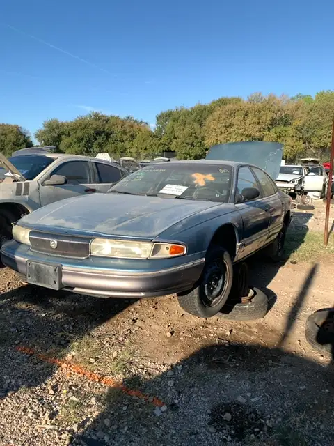Photo of 1995 Chrysler New Yorker